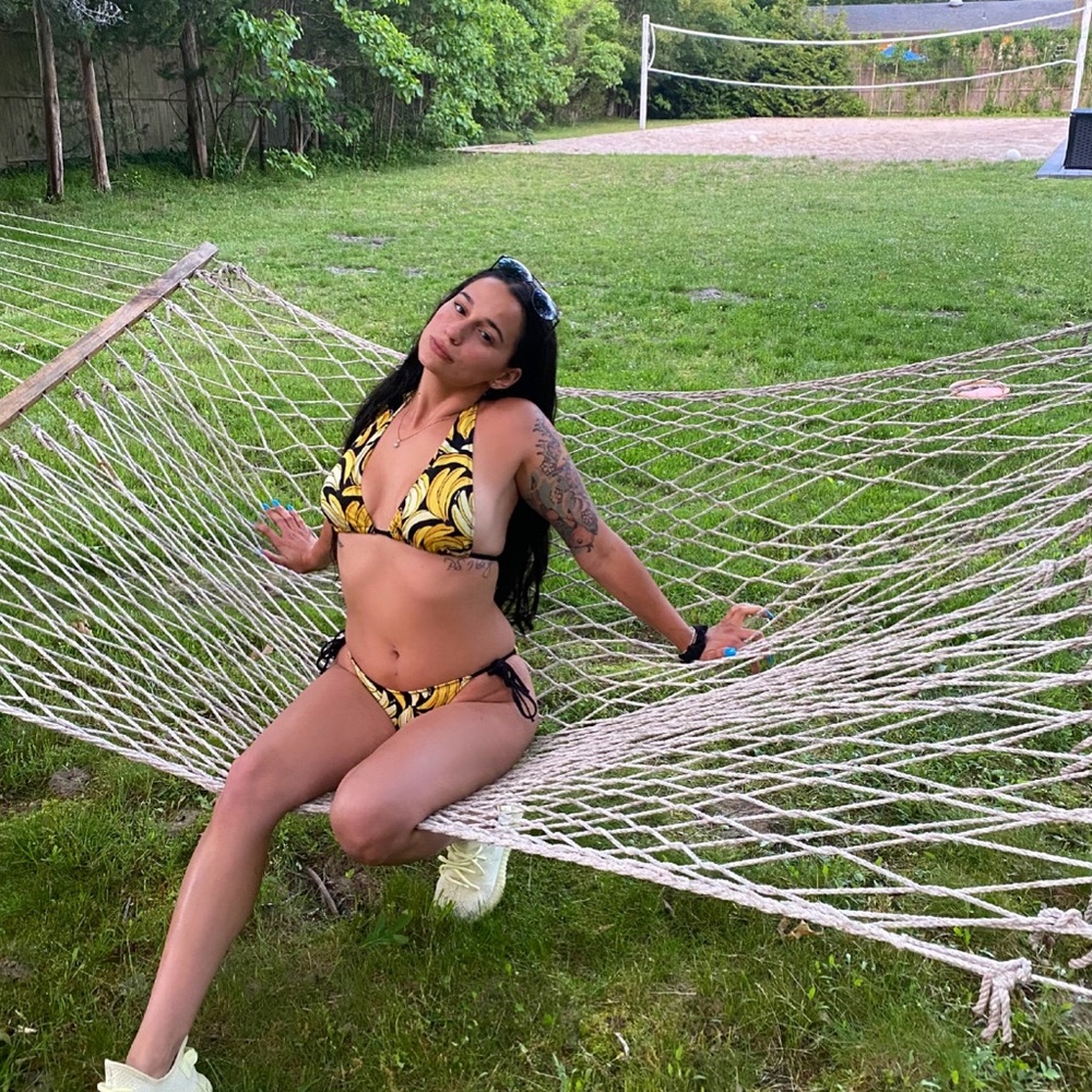 Meet your Posher, Ellie